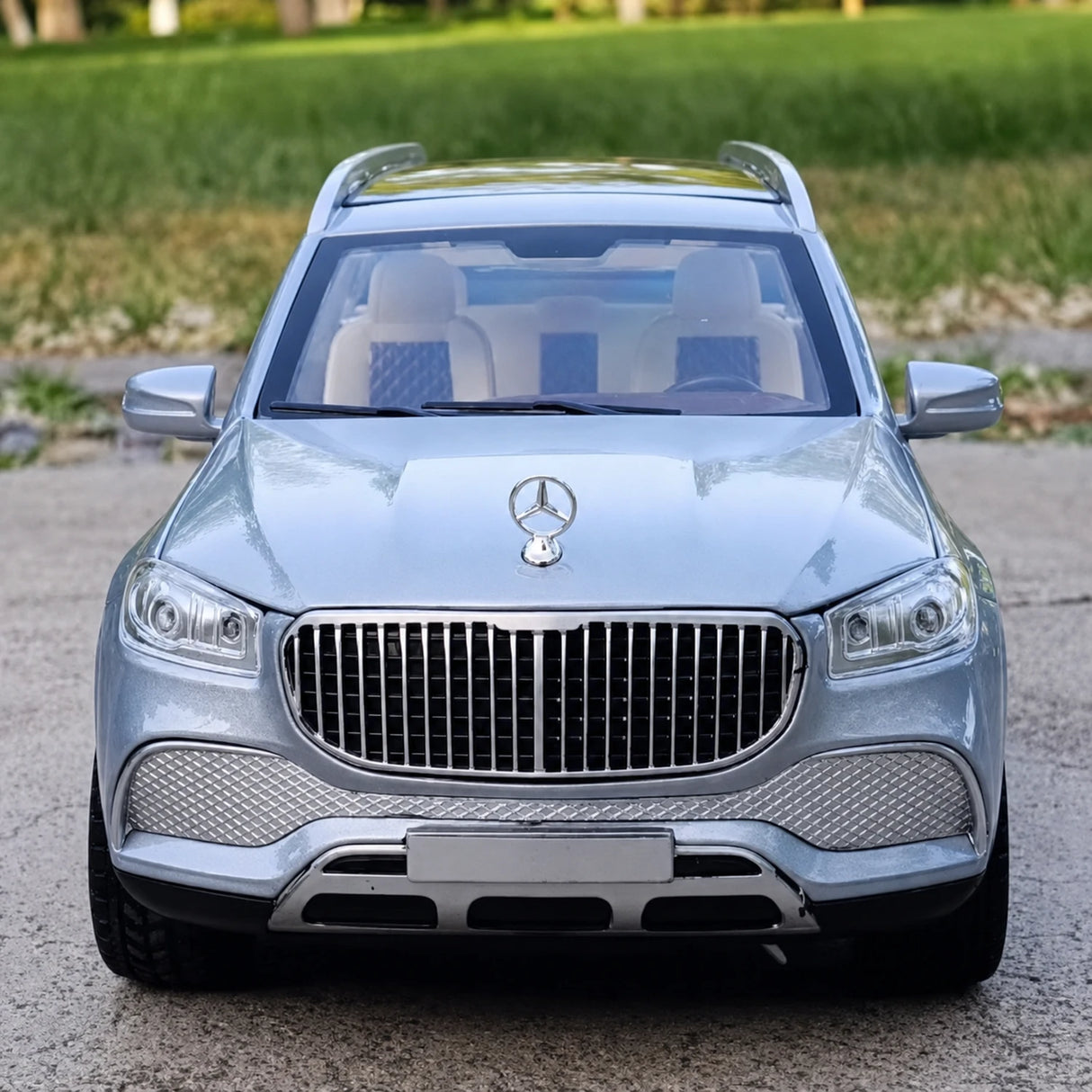 Mercedes-Maybach 2021 GLS600 Silver 1:24 – Modello espositivo in pressofusione