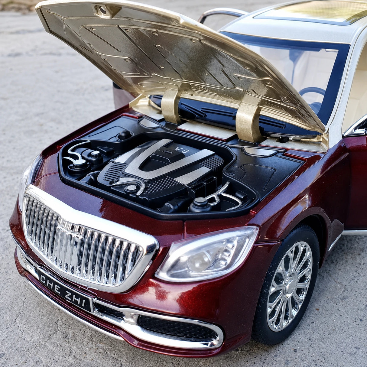 Mercedes-Maybach 2023 S600 ذهبي أحمر 1:24 – نموذج عرض معدني مصبوب
