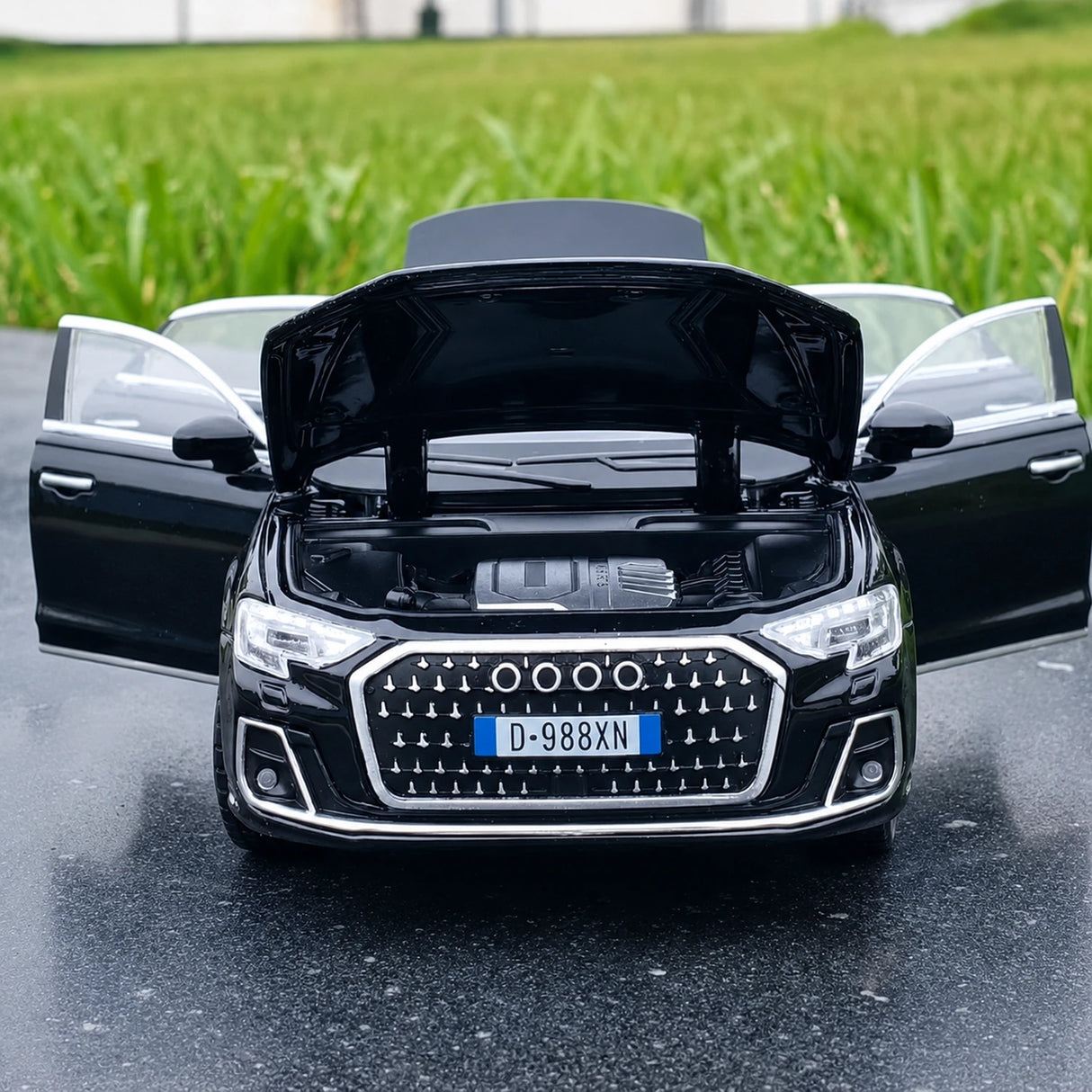 Audi 2022 A8L Black 1:32 – Diecast Display Model Die-Cast