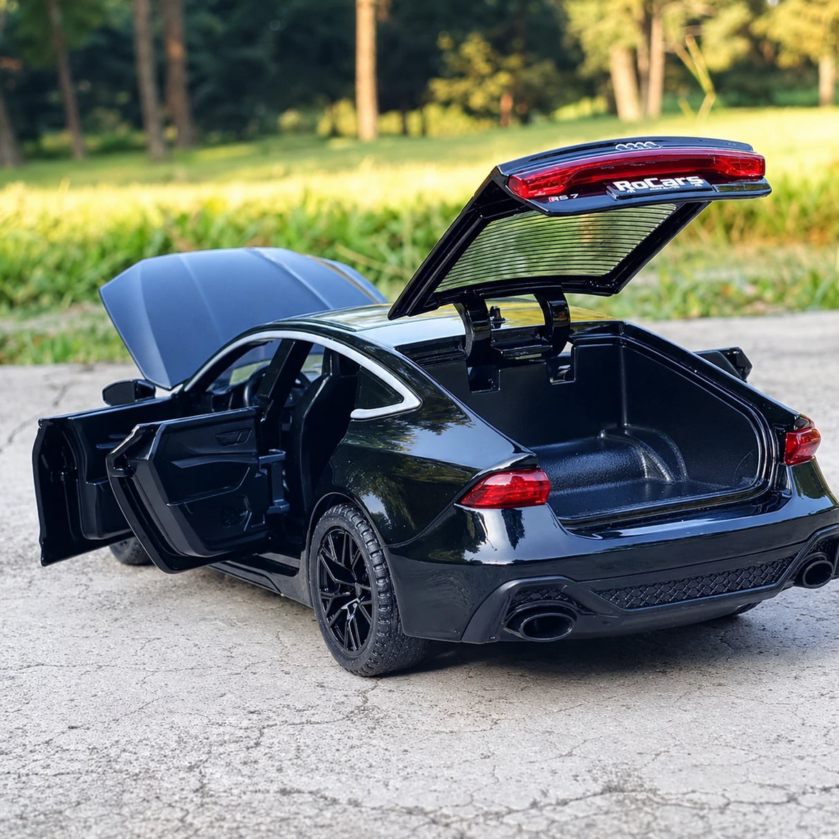 Audi 2024 RS7 Black 1:32 – Diecast Display Model Die-Cast