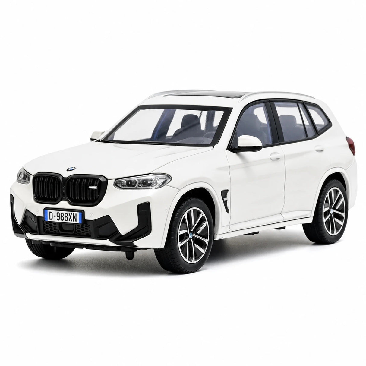 BMW 2022 F97 X3M White 1:32 – model wyświetlacza odlewany z metalu