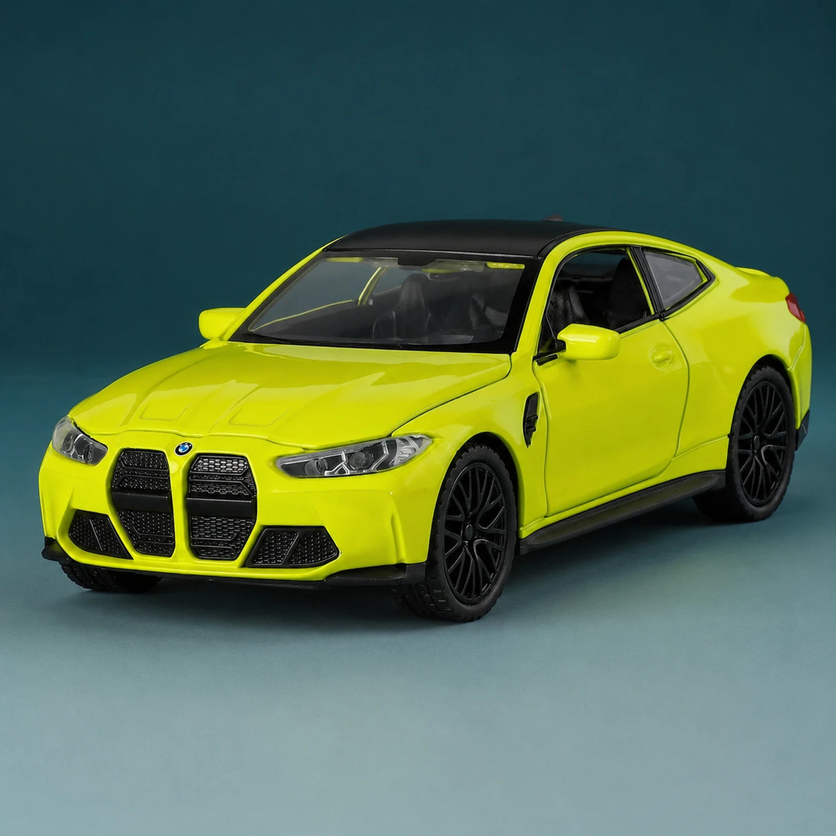 BMW 2023 G82 M4 Green 1:32 – Diecast Display Model Die-Cast