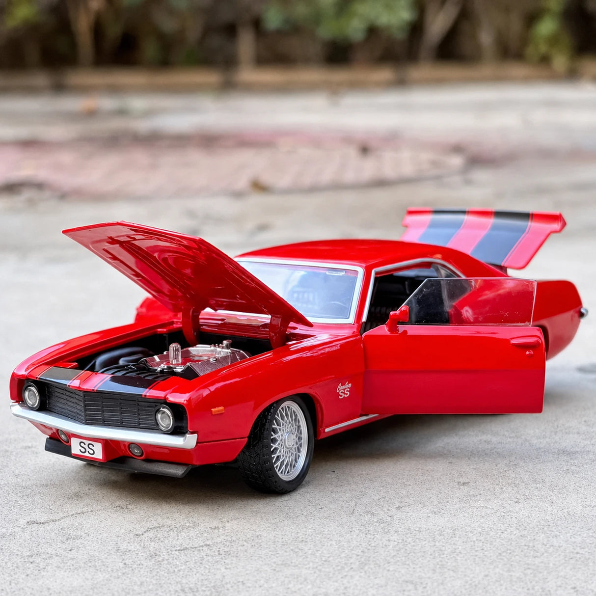 Chevrolet 1969 Camaro SS Red 1:32 – model z odlewem odlewanym