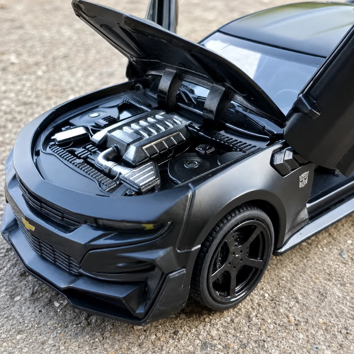 Chevrolet 2017 Camaro ZL1 Black 1:32 – model z odlewem odlewanym