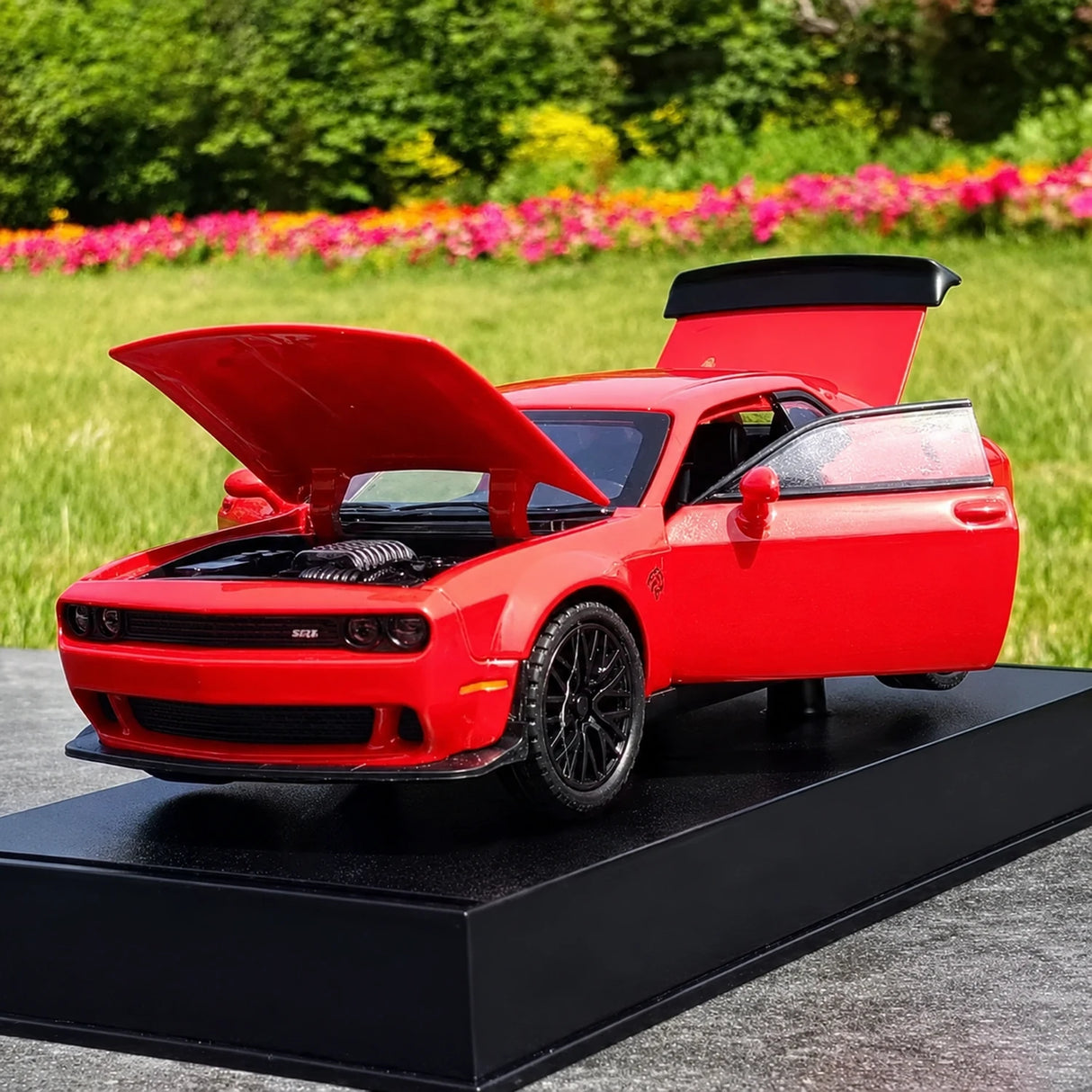 Dodge 2021 SRT Hellcat Red 1:32 – Diecast Display Model Die-Cast