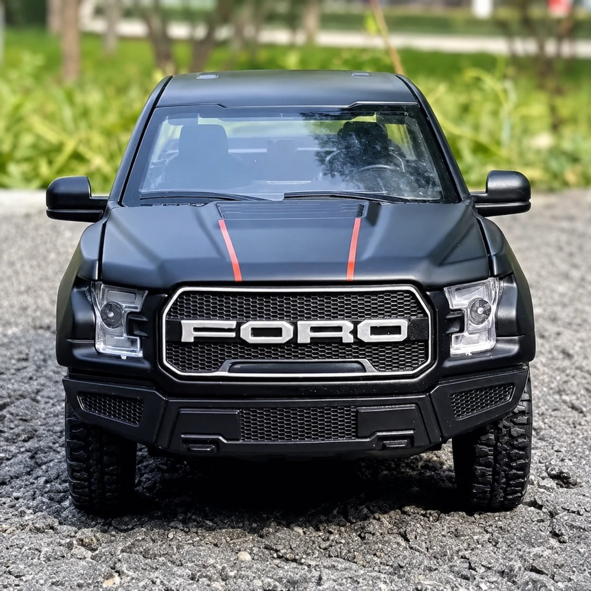 Ford 2020 F-150 Raptor Black 1:32 – Modelo de exhibición de fundición a presión