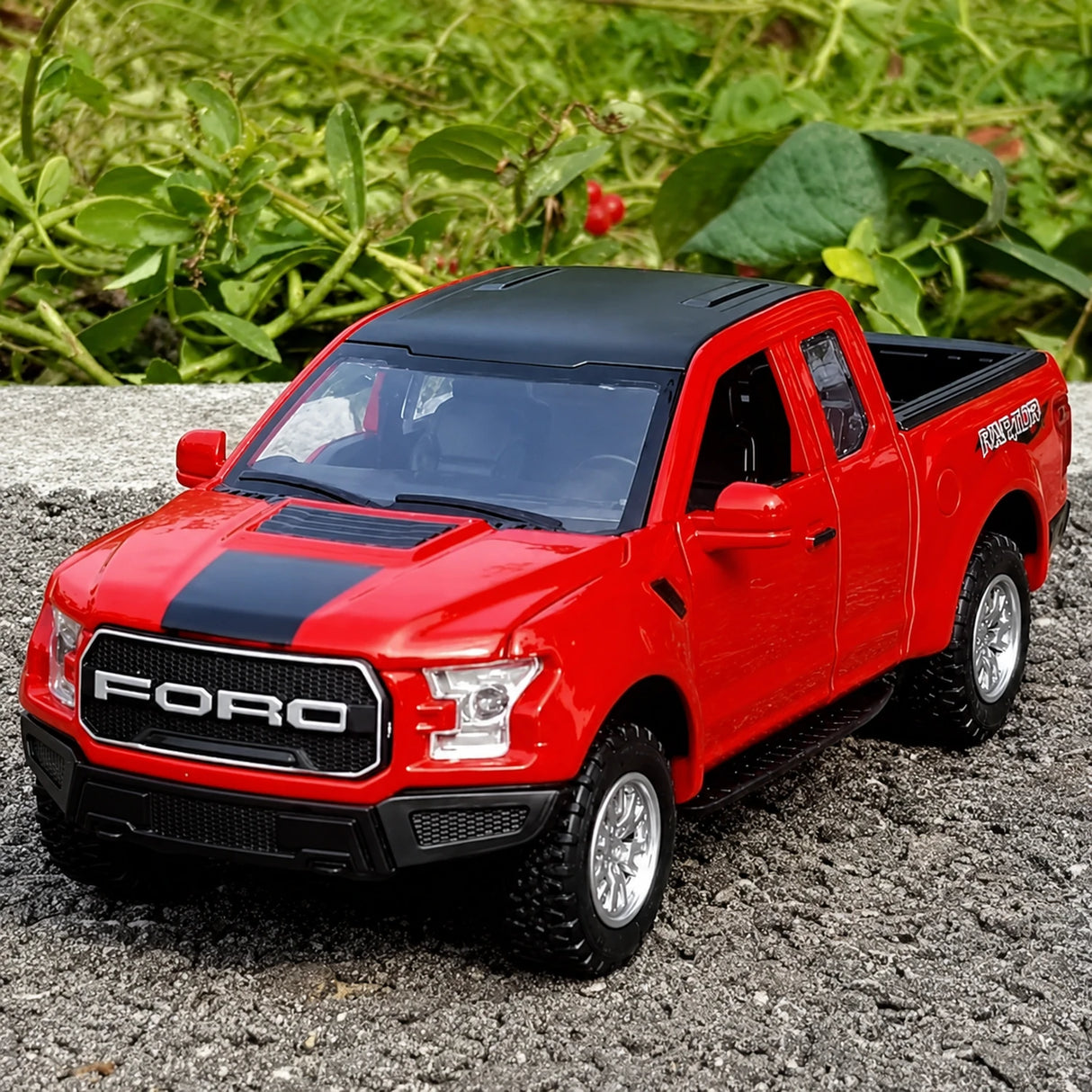 Ford 2020 F-150 Raptor Red 1:32 – Diecast Display Model Die-Cast