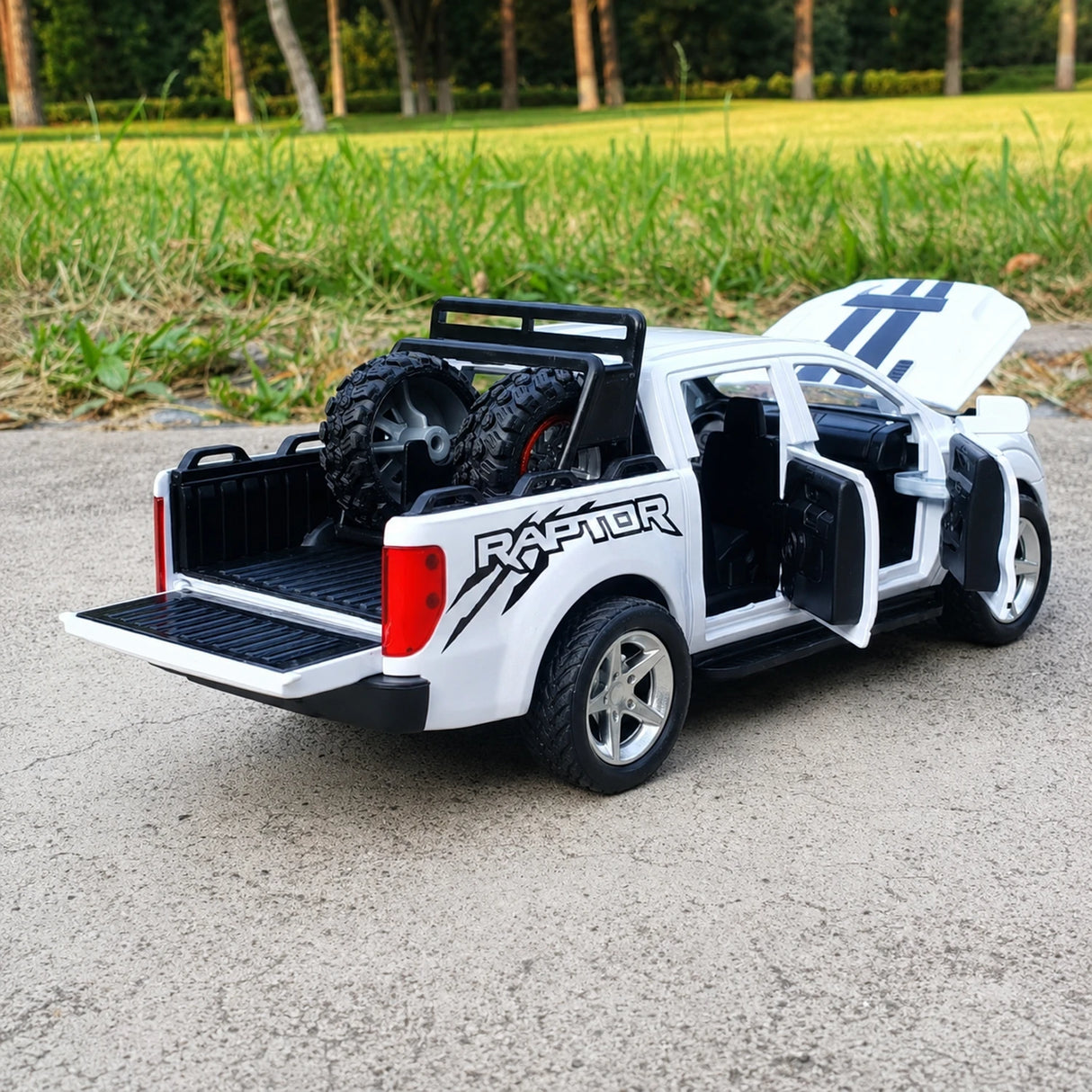 Ford 2021 Ranger White 1:32 – Diecast Display Model Die-Cast