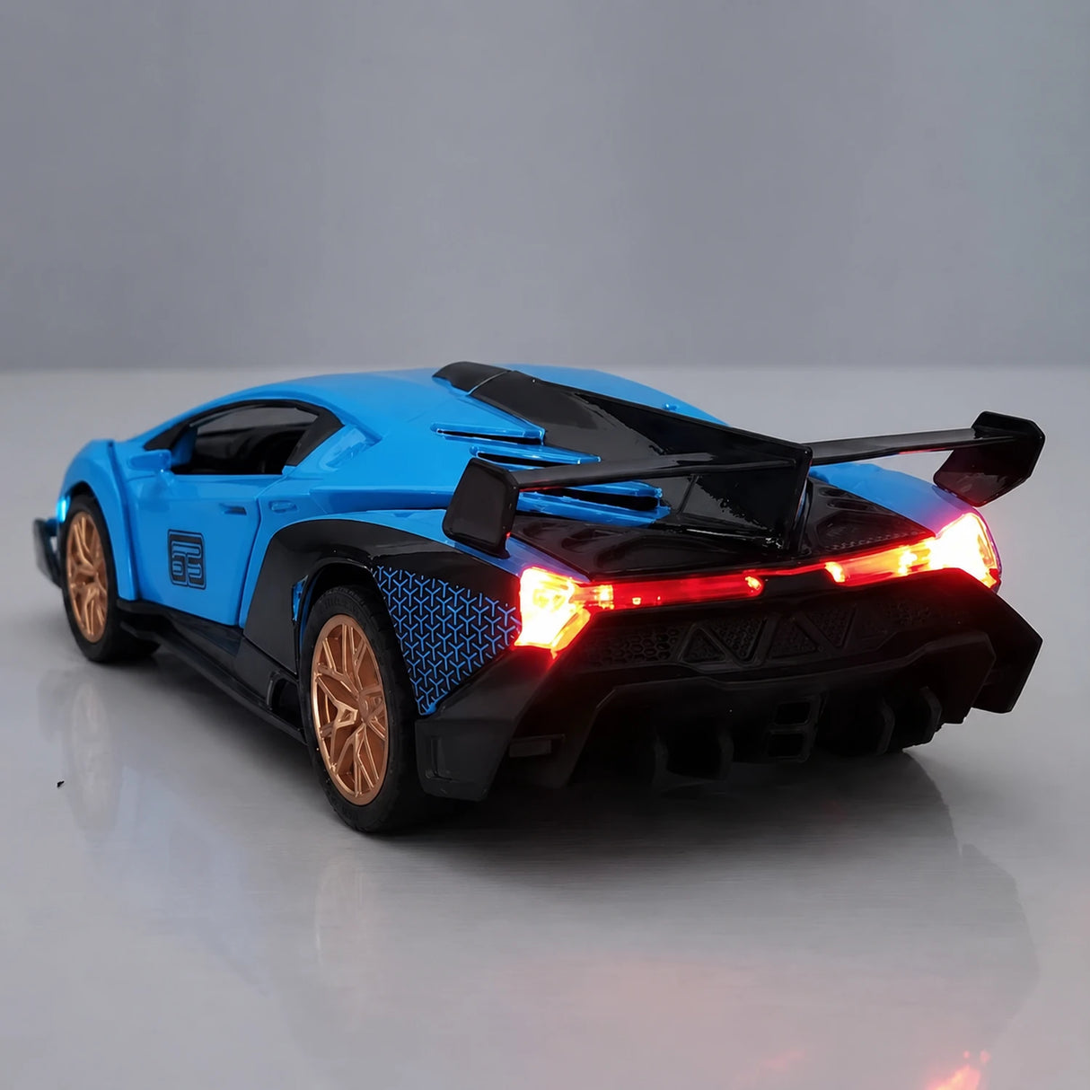 Lamborghini 2013 Veneno Blue 1:32 – Diecast Display Model Die-Cast
