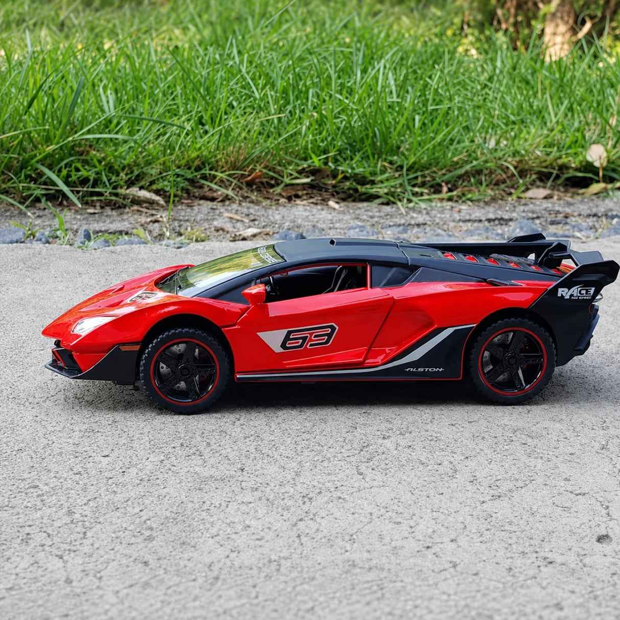 Lamborghini 2018 SC18 Alston Red 1:32 – Diecast Display Model Die-Cast