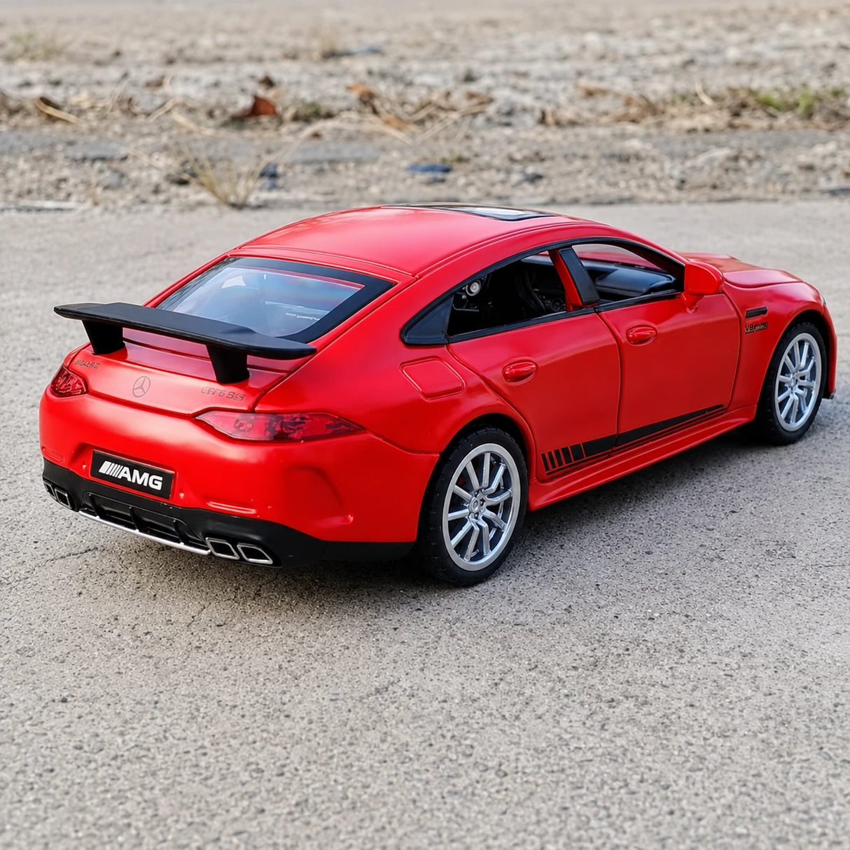 Mercedes-AMG 2019 GT63S Red 1:32 – Diecast Display Model Die-Cast