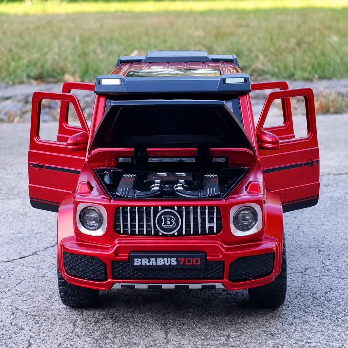 Mercedes-Brabus 2021 G700 4×4 Red 1:32 – Diecast Display Model Die-Cast