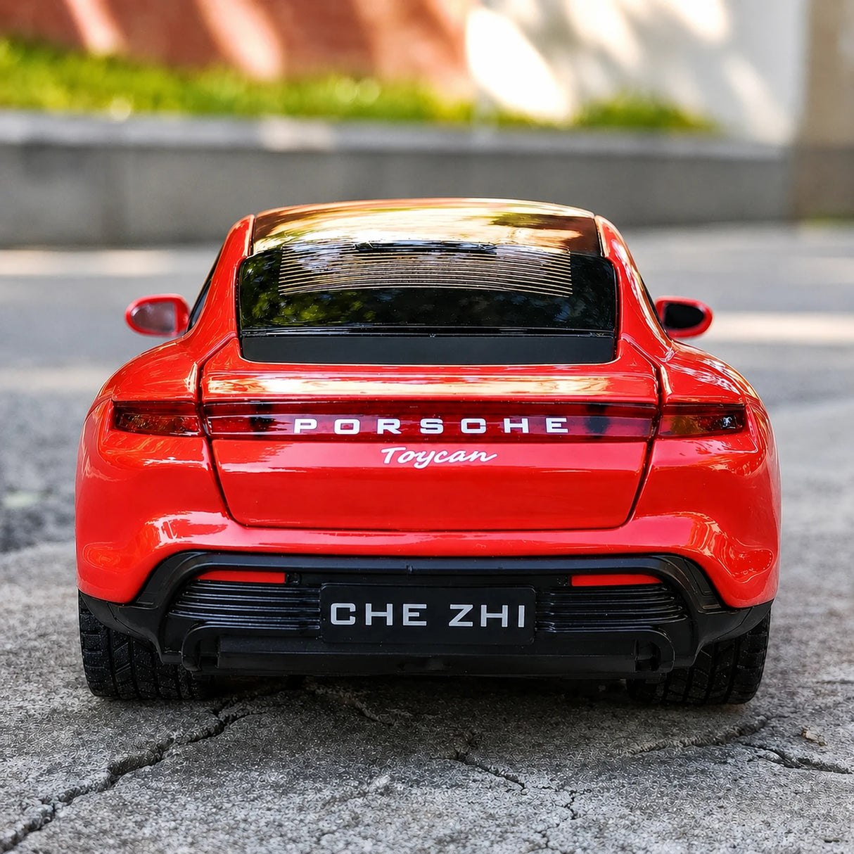 Porsche 2019 Taycan Red 1:32 – Diecast Display Model Die-Cast