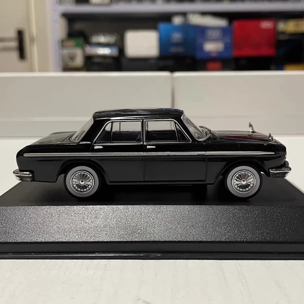 First Toyota 1962 Toyopet Crown Black 1:43 – Collectible Diecast Model Die-Cast