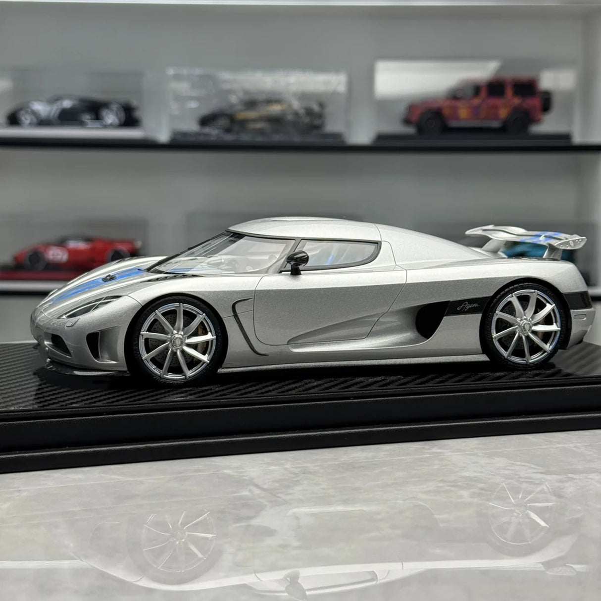 FrontiArt Koenigsegg 2013 Agera S Silver 1:18 – Collectible Resin Model Resin