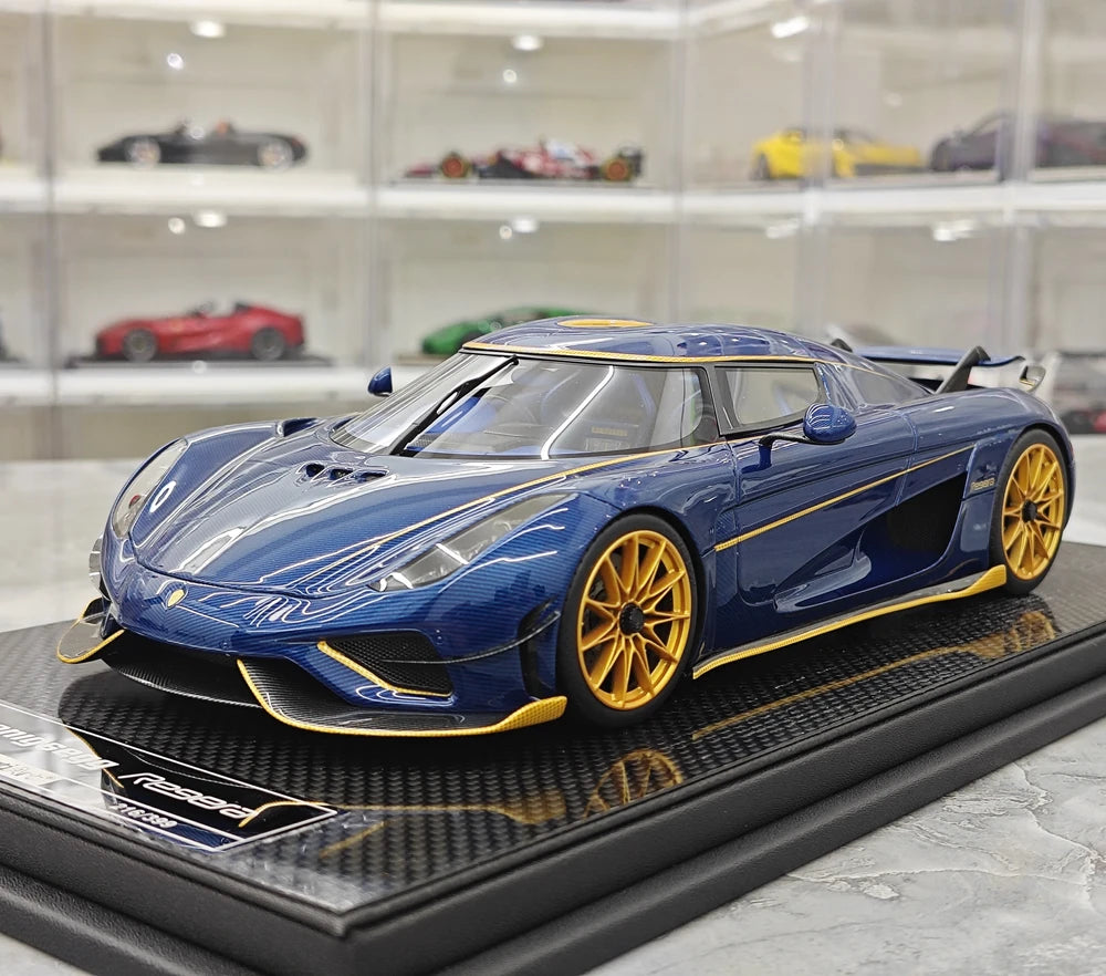 FrontiArt Koenigsegg 2016 Regera Blue-Tinted Carbon 1:18 – Collectible Resin Model Resin