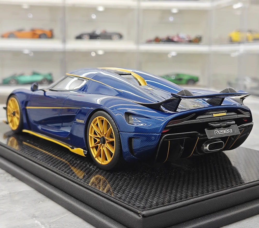FrontiArt Koenigsegg 2016 Regera Blue-Tinted Carbon 1:18 – Collectible Resin Model Resin