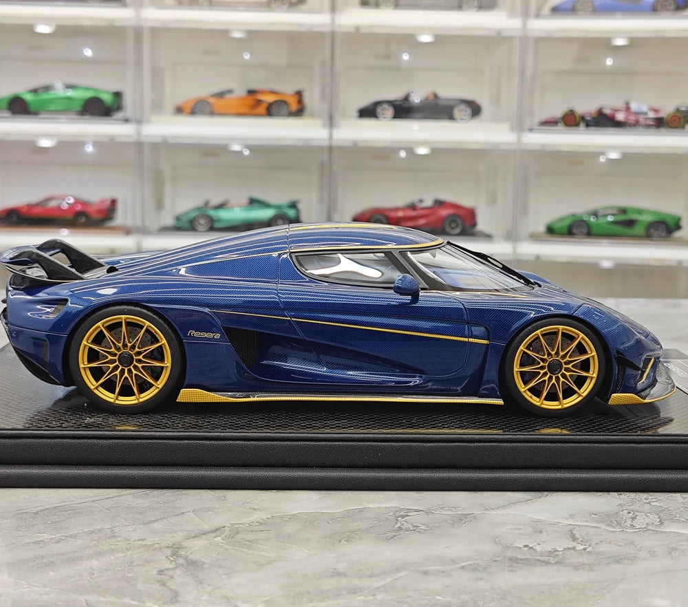 FrontiArt Koenigsegg 2016 Regera Blue-Tinted Carbon 1:18 – Collectible Resin Model Resin