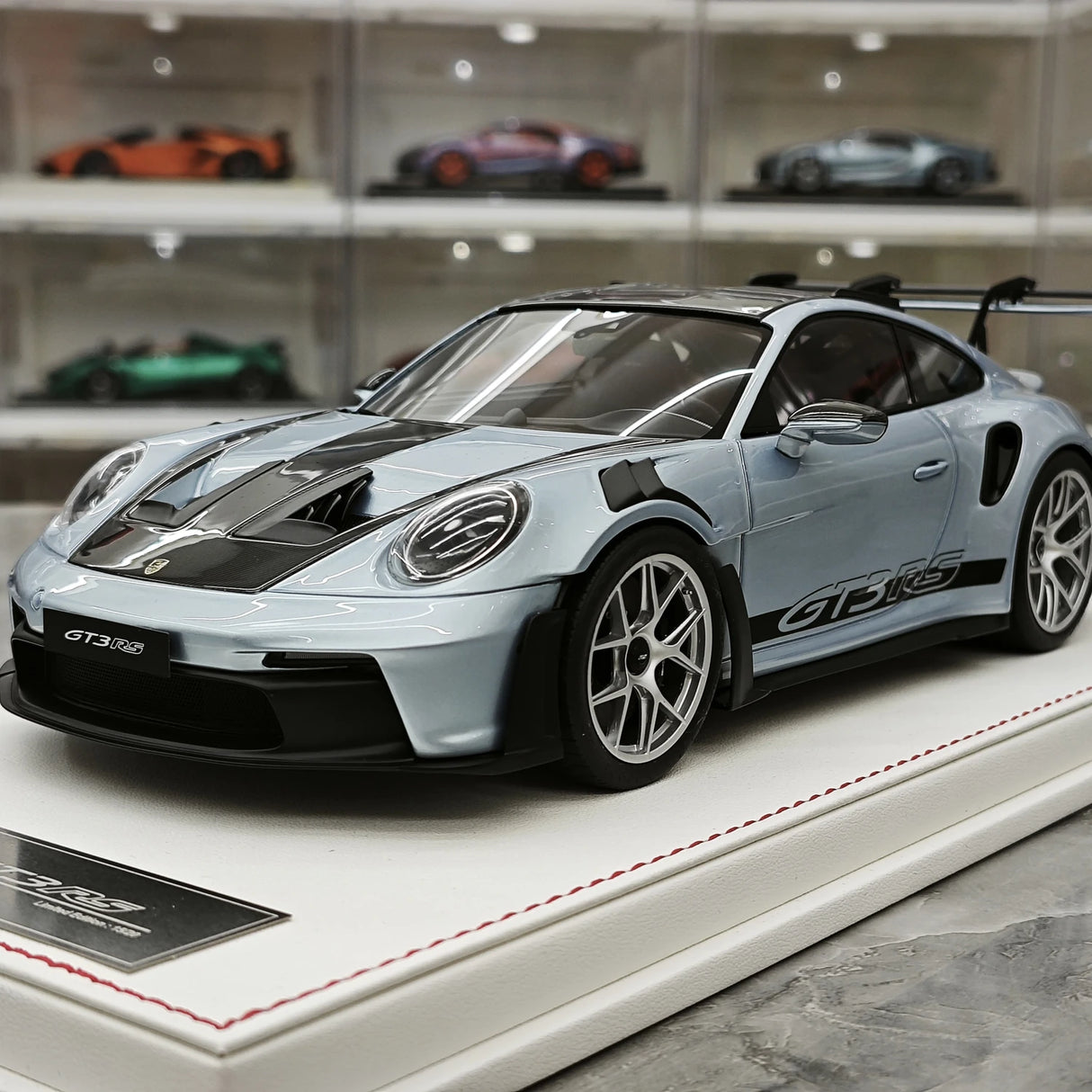 GH Modelo Porsche 2026 911 9920,2 GT3 RS Ice Blue 1:18 – Resina de Modelo de Resina de Coleção