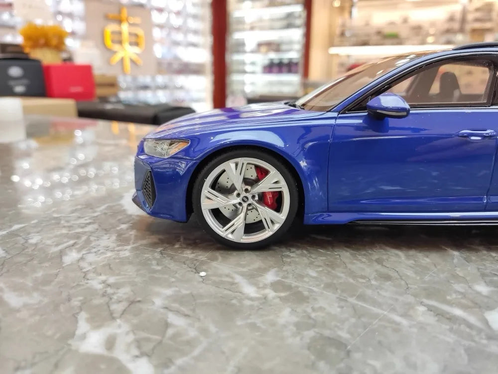 GT Spirit Audi 2021 RS6 Avant C8 Blue 1:18 – Collectible Resin Model Resin