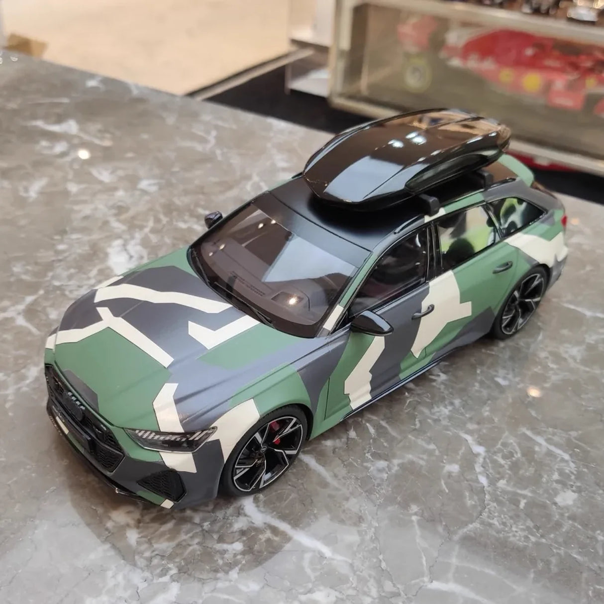 GT Spirit Audi 2020 RS6 Avant C8 Edo Competition 1:18 – Resina de Modelo de Resina de Coleção