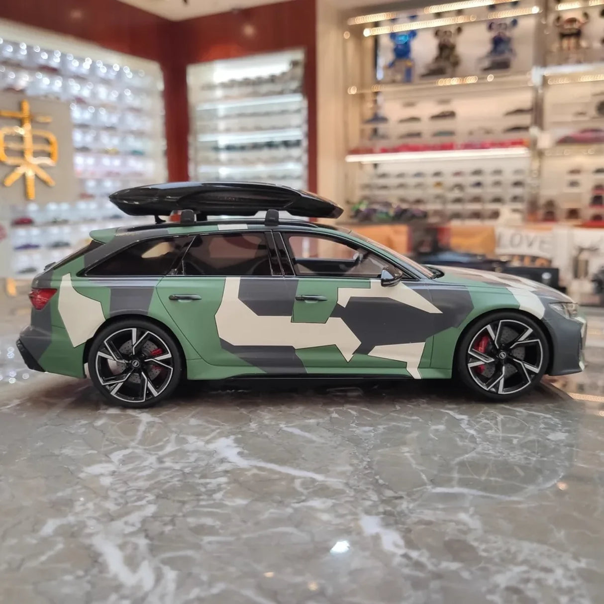 GT Spirit Audi 2020 RS6 Avant C8 Edo Competition 1:18 – Resina de Modelo de Resina de Coleção
