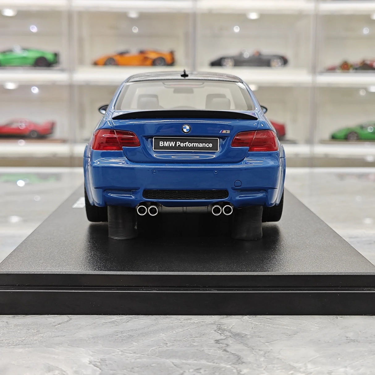 GT سبيريت BMW 2007 M3 E92 بلو 1:18 – نموذج راتنج قابل للجمع (GT Spirit)