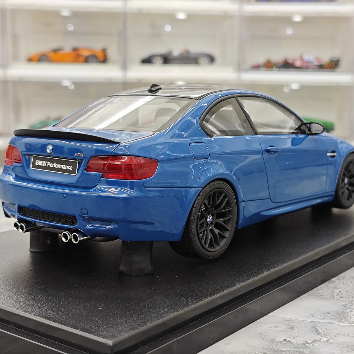 GT سبيريت BMW 2007 M3 E92 بلو 1:18 – نموذج راتنج قابل للجمع (GT Spirit)