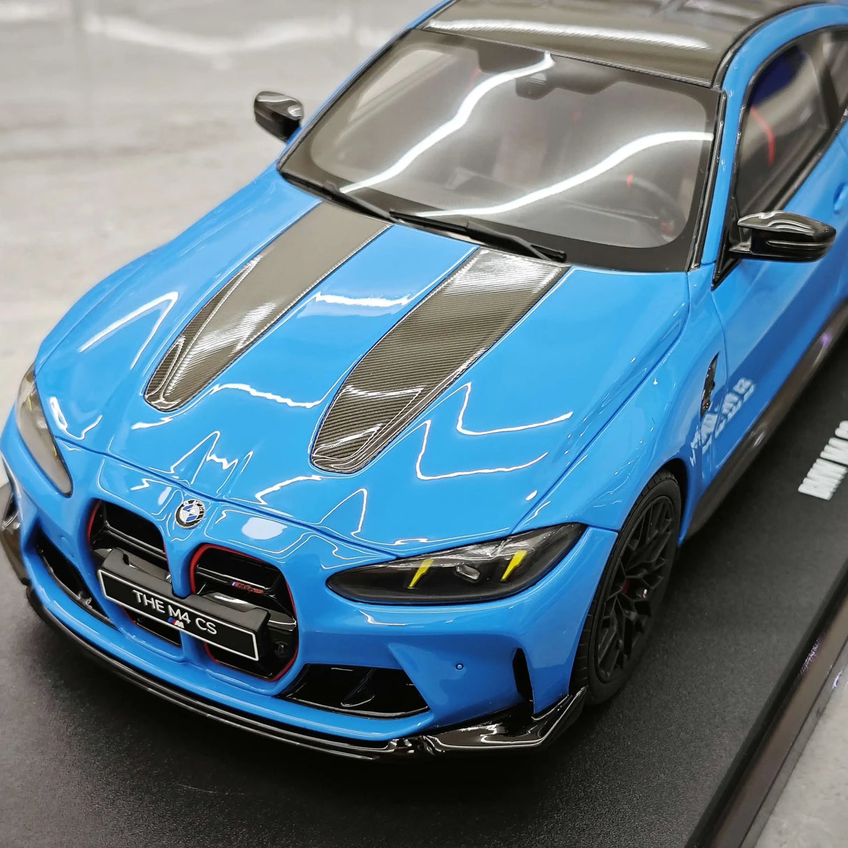 GT Spirit BMW 2024 M4 CS Riviera Blue 1:18 – Modello in resina collezionabile