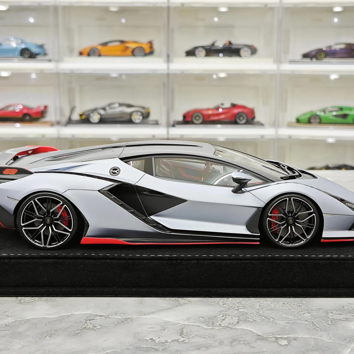 Henson & Heaven Lamborghini 2019 Sian FKP 37 Grigio Telesto 1:18 – Modello in resina collezionabile