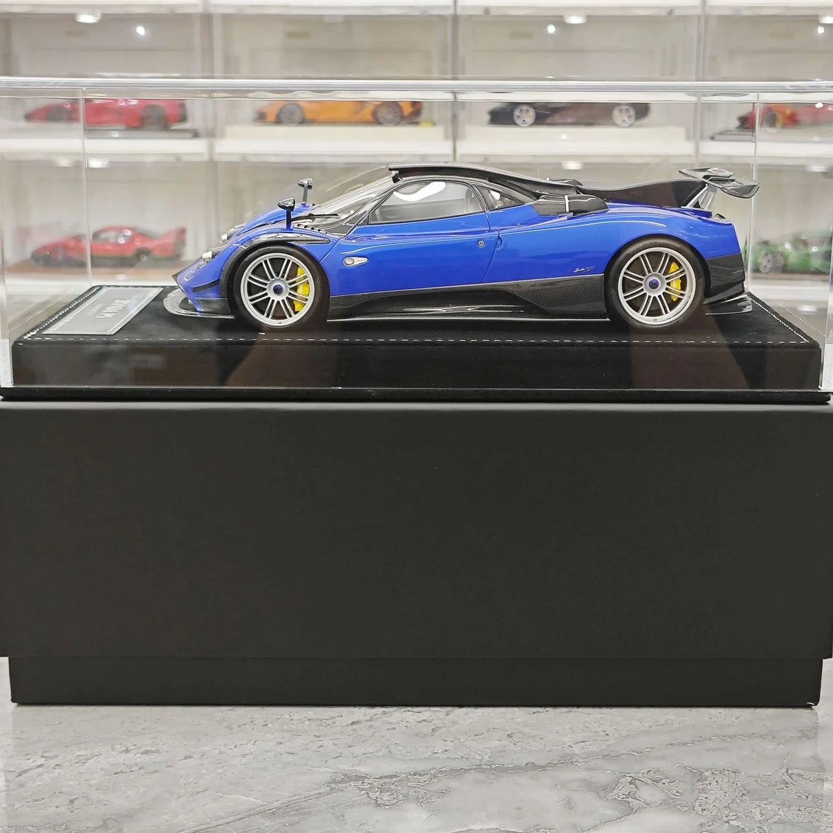 Henson & Heaven Pagani 2016 Zonda 760 Roadster Blue 1:18 – Resina modello in resina collezionabile