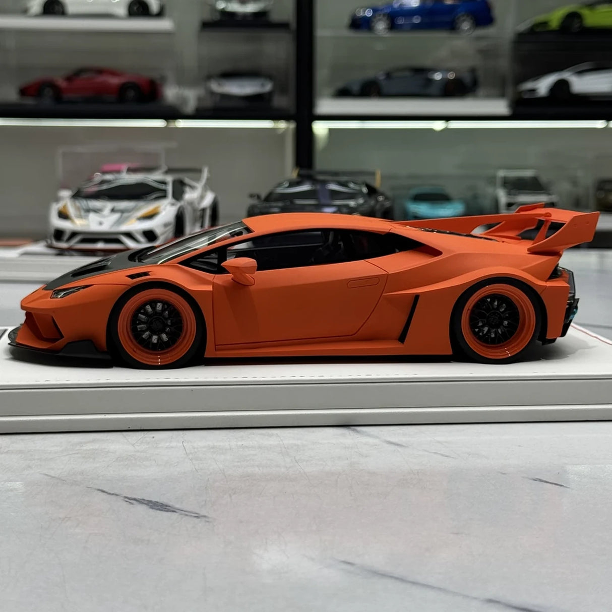IVY Lamborghini 2014 هوراكان LP610-4 LB-ووركس أورانج 1:18 – نموذج راتنج قابل للجمع