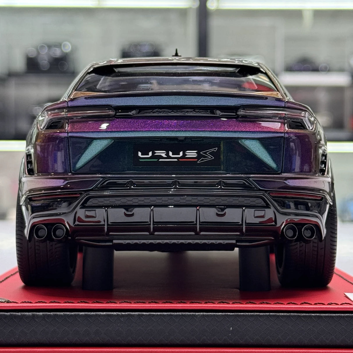 IVY Lamborghini 2018 Urus LB-ووركس بنفسجي تدرج 1:18 – راتنج نموذجي قابل للجمع