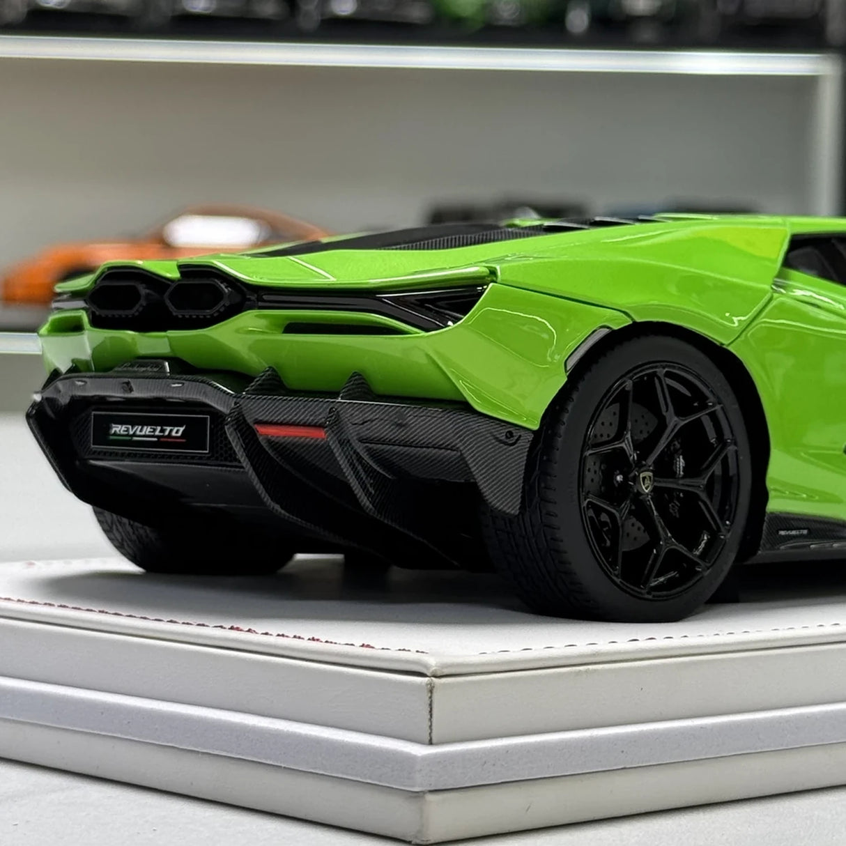 IVY Lamborghini 2023 Revuelto Green 1:18 – Keräilyhartsimallihartsi