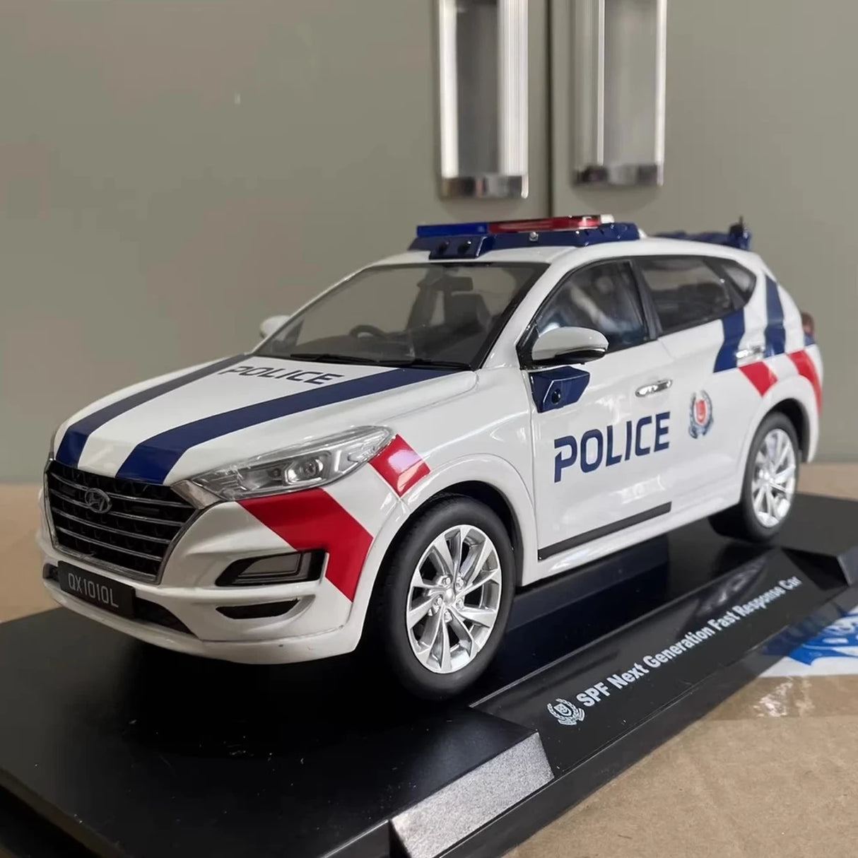 IXO Hyundai 2019 توكسون SPF بوليس 1:18 – نموذج معدني قابل للجمع من نوع القالب المعدني