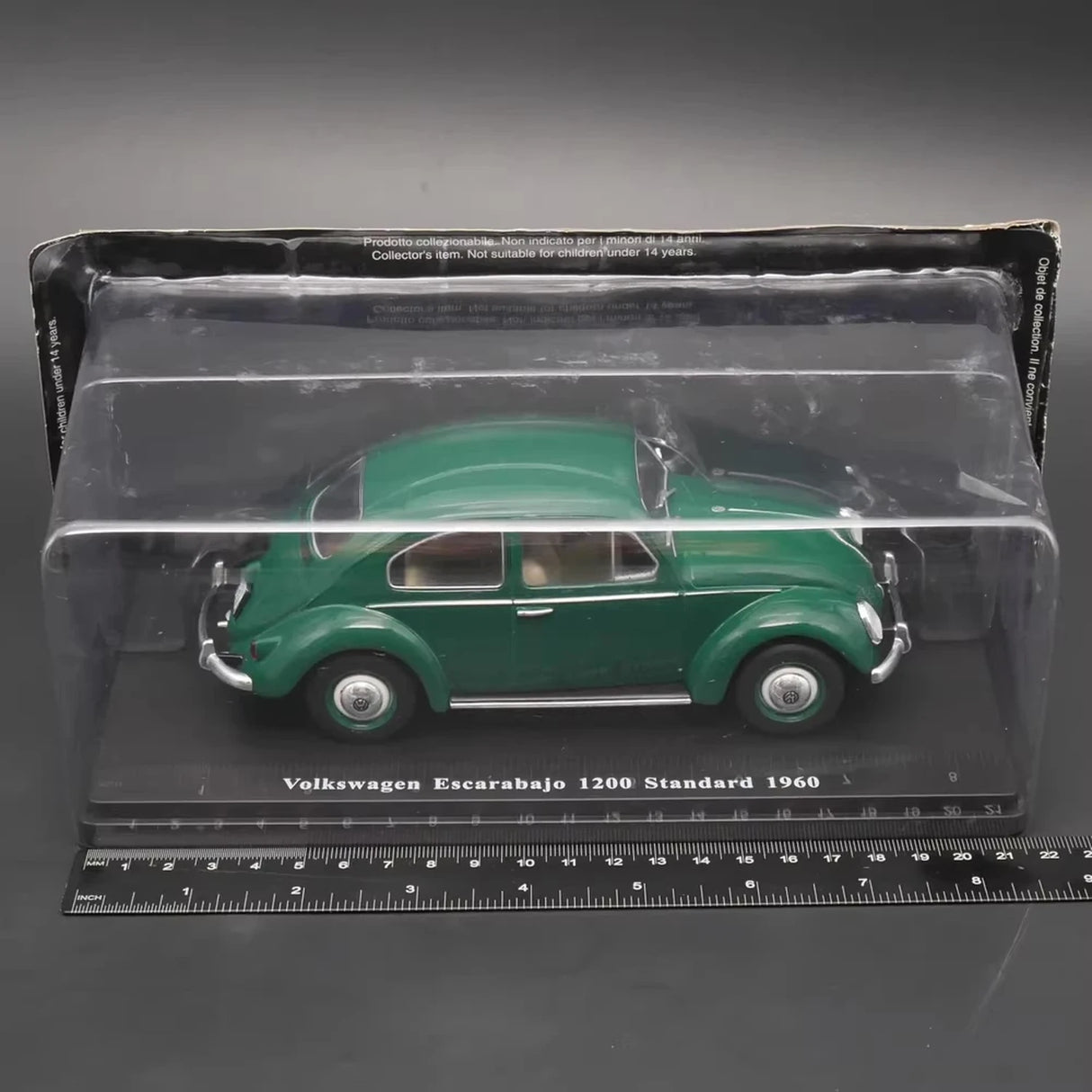 IXO Volkswagen 1961 Beetle 1200 Green 1:24 – Collectible Diecast Model Die-Cast