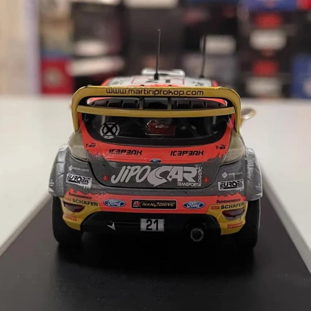 Ford 2015 Fiesta RS WRC #21 1:43 diecast collectible model by IXO - view 5