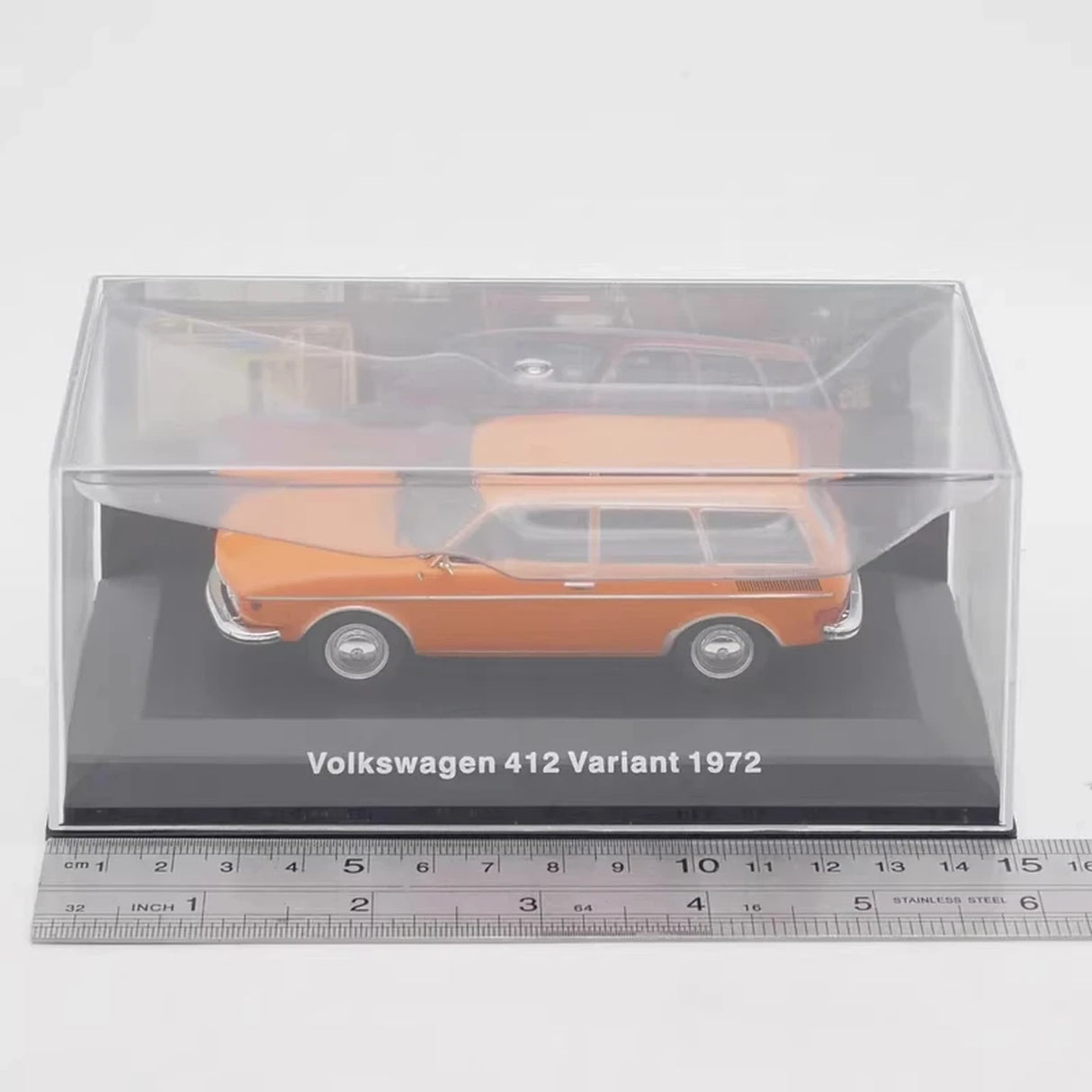 IXO Volkswagen 1972 412 Variant Orange 1:43 – Keräilyvalmisteinen valumalli
