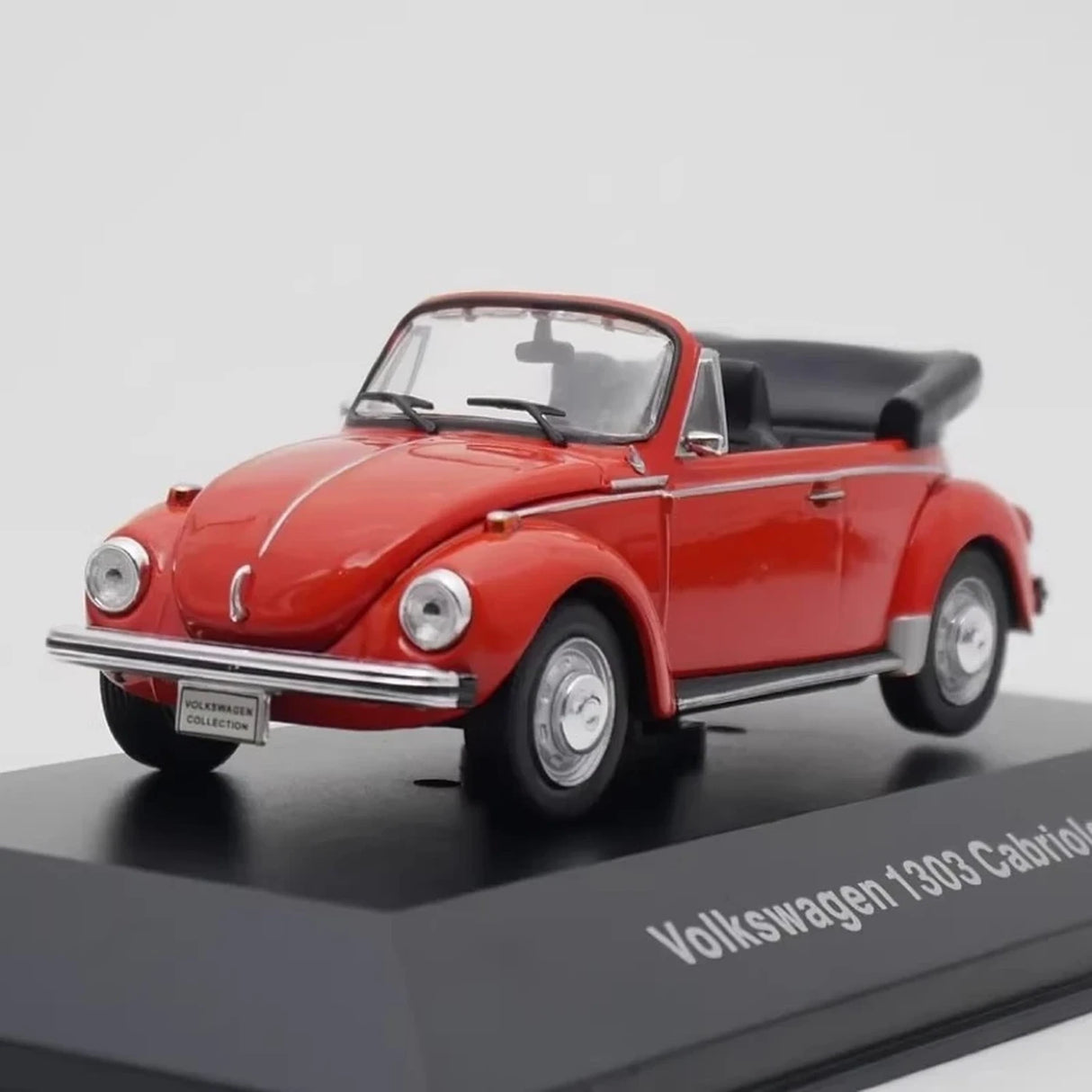 IXO Volkswagen 1974 1303 Cabriolet Red 1:43 – Collectible Diecast Model Die-Cast