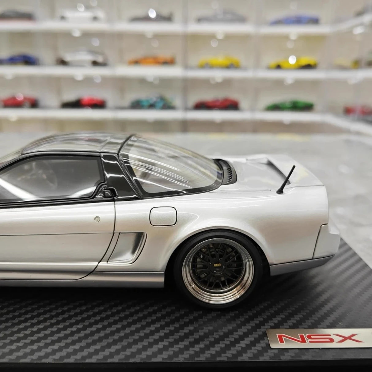 Ignition Honda 1990 NSX NA1 Silver 1:18 – kolekcjonerska żywica modelowa