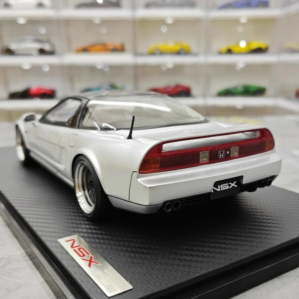 Ignition Honda 1990 NSX NA1 Silver 1:18 – kolekcjonerska żywica modelowa