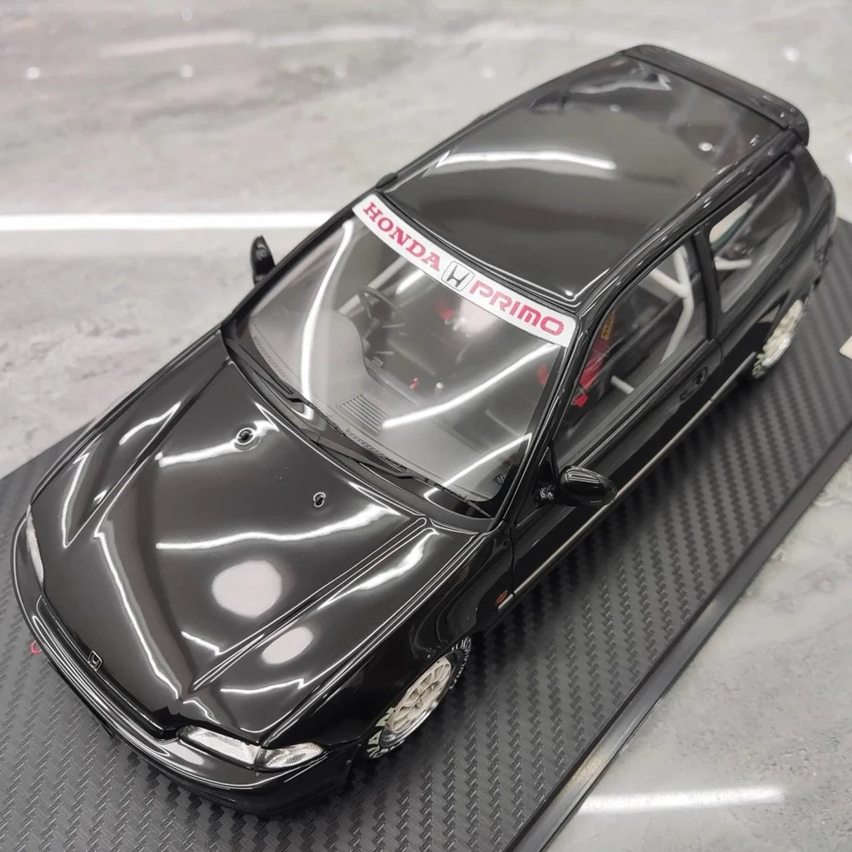 Ignition Honda 1992 Civic EG6 Black 1:18 – kolekcjonerska żywica modelowa