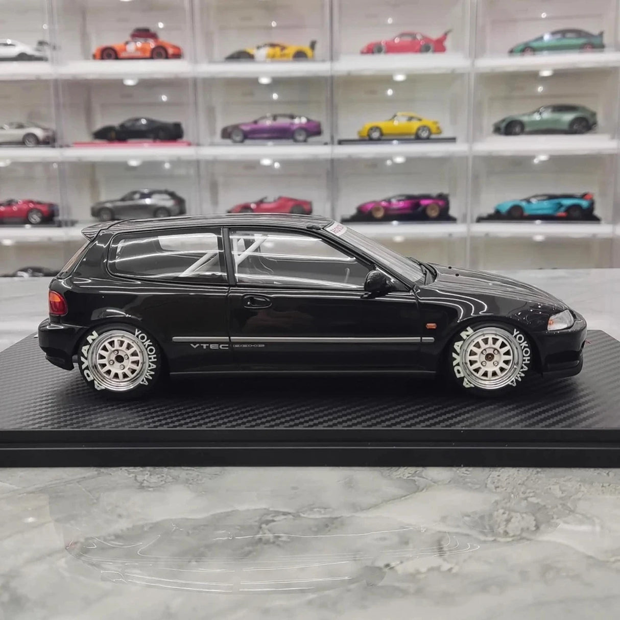 Ignition Honda 1992 Civic EG6 Black 1:18 – kolekcjonerska żywica modelowa