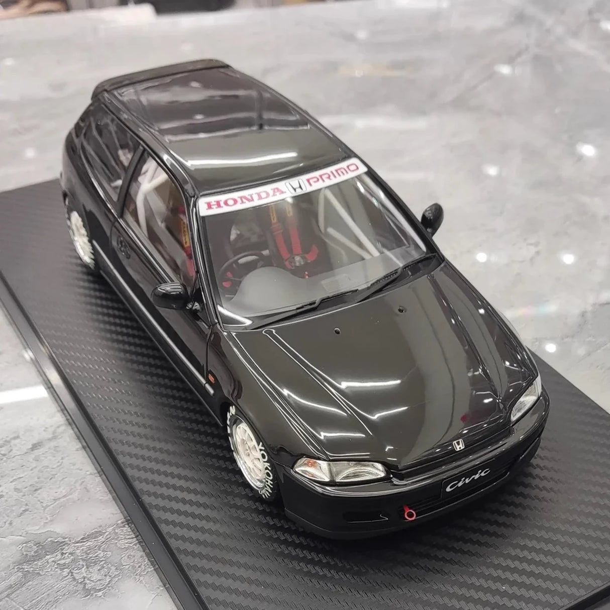 Ignition Honda 1992 Civic EG6 Black 1:18 – kolekcjonerska żywica modelowa