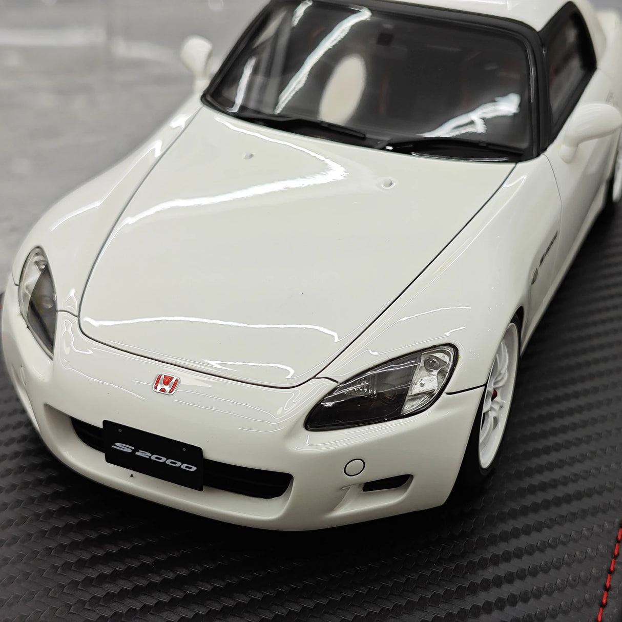 Ignition Honda 2000 S2000 (AP1) 1:18 bianco – Resina modello in resina collezionabile