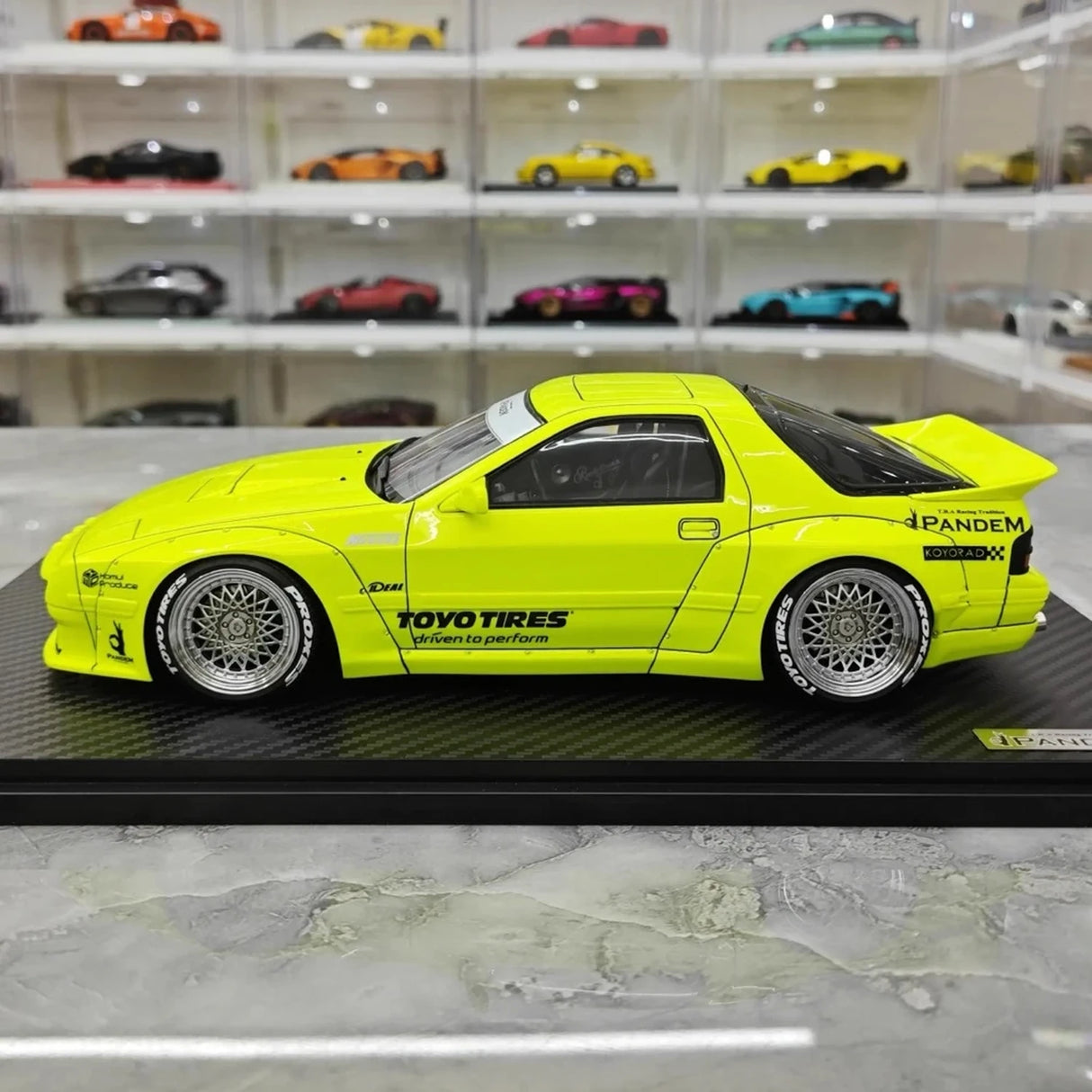 Ignition Mazda 1985 RX-7 FC3S PANDEM Green 1:18 – kolekcjonerska żywica modelowa żywica