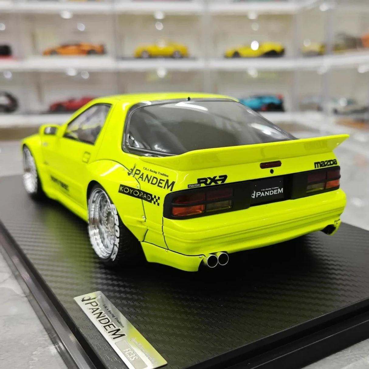 Ignition Mazda 1985 RX-7 FC3S PANDEM Green 1:18 – kolekcjonerska żywica modelowa żywica