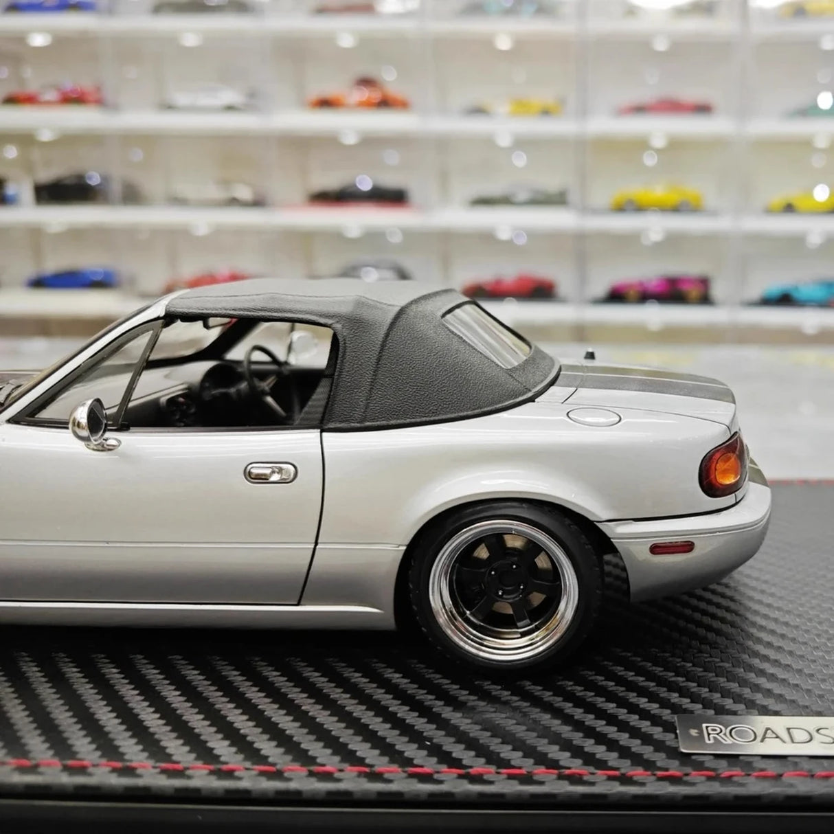 Ignition Mazda 1990 MX5 Eunos Roadster NA B6-ZE Silver 1:18 – Collectible Resin Model Resin