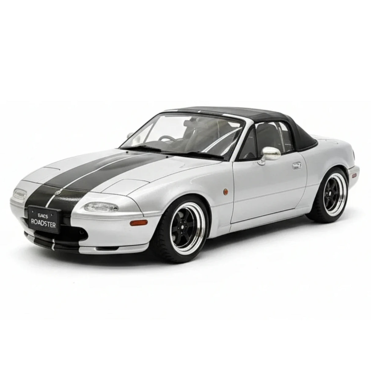 Ignition Mazda 1990 MX5 Eunos Roadster NA B6-ZE Silver 1:18 – Collectible Resin Model Resin