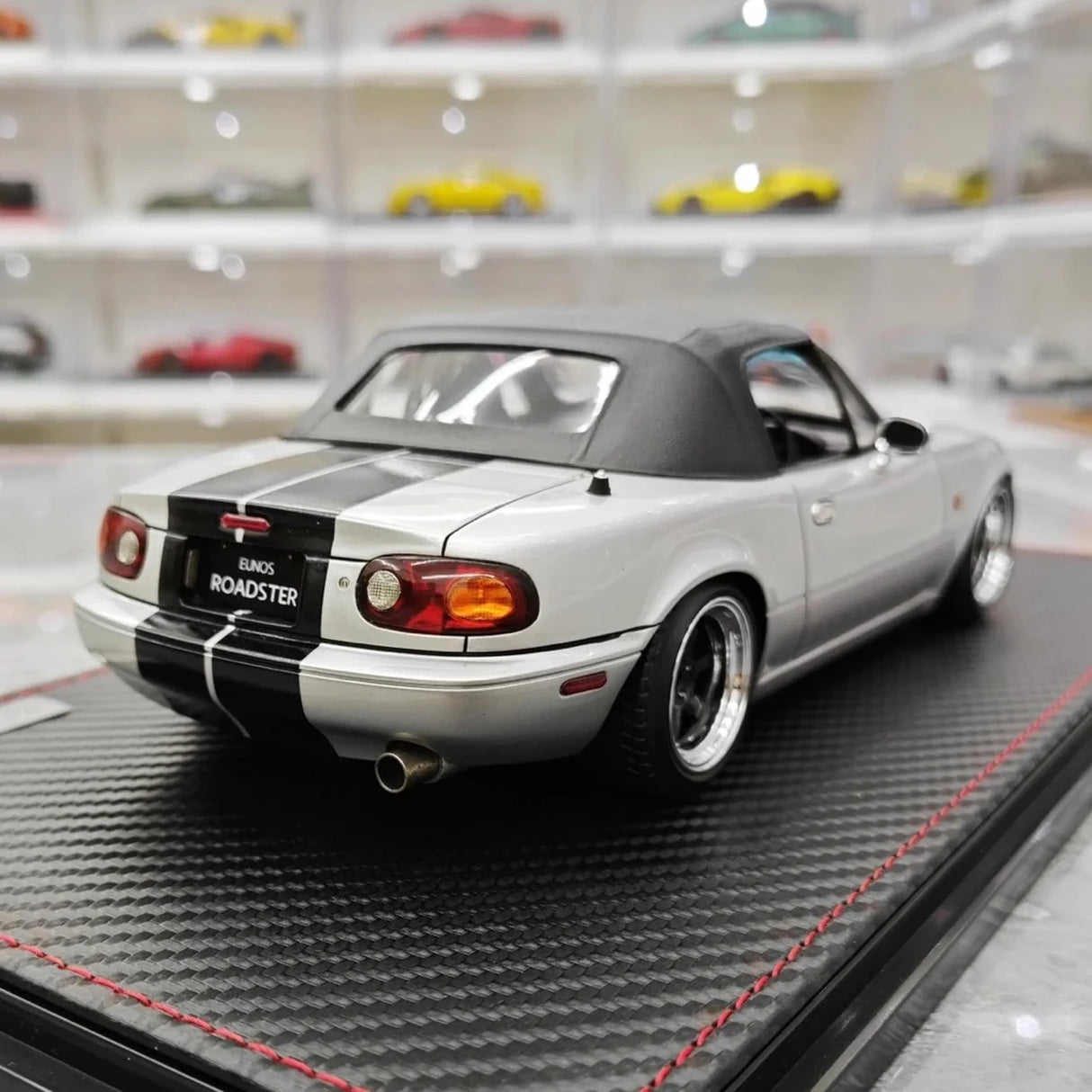 Ignition Mazda 1990 MX5 Eunos Roadster NA B6-ZE Silver 1:18 – Collectible Resin Model Resin